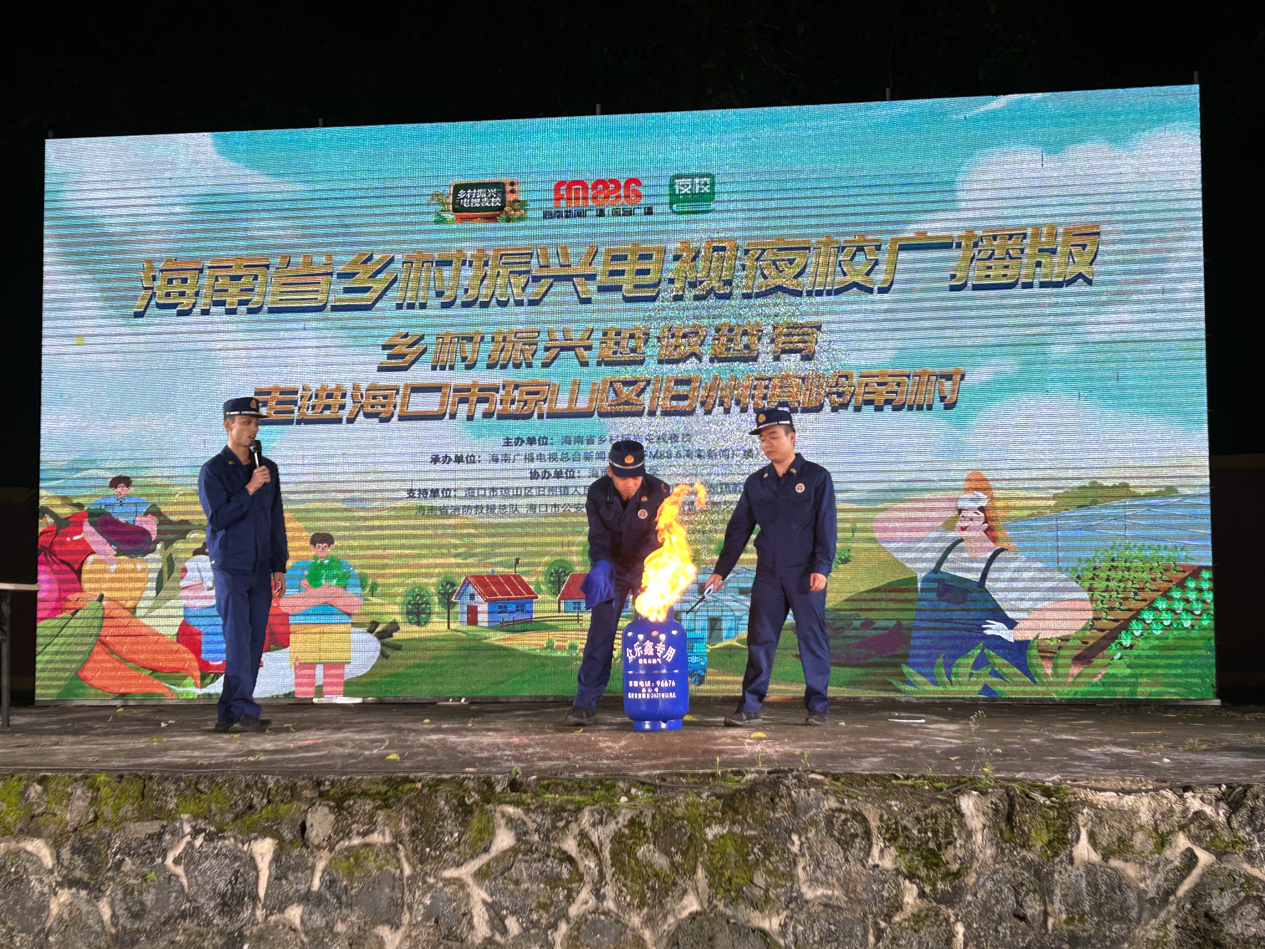 default.jpg default.jpg